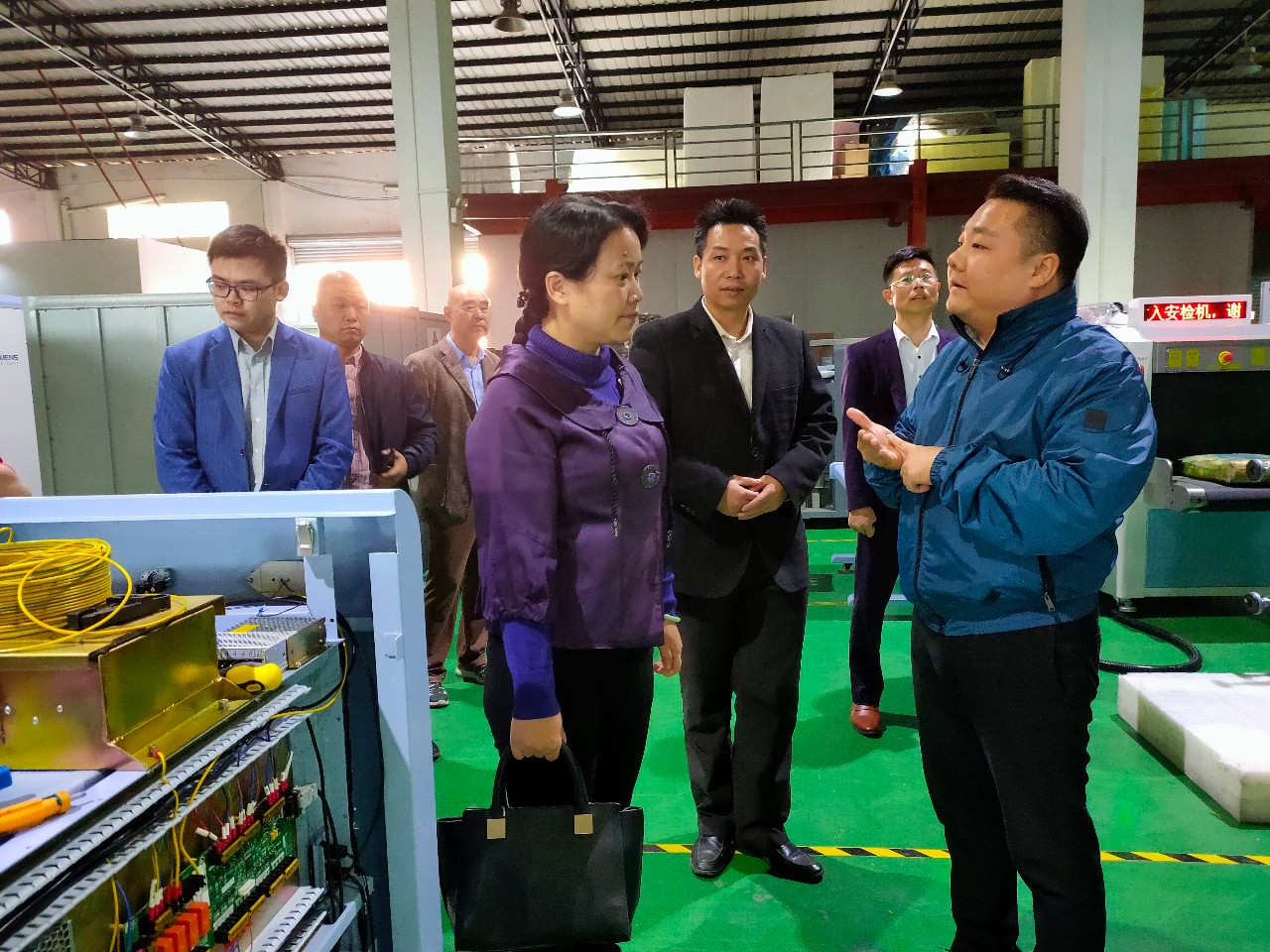 東城政法委領(lǐng)導(dǎo)率隊考察指導(dǎo)守門神科技集團“平安文化”建設(shè)情況
